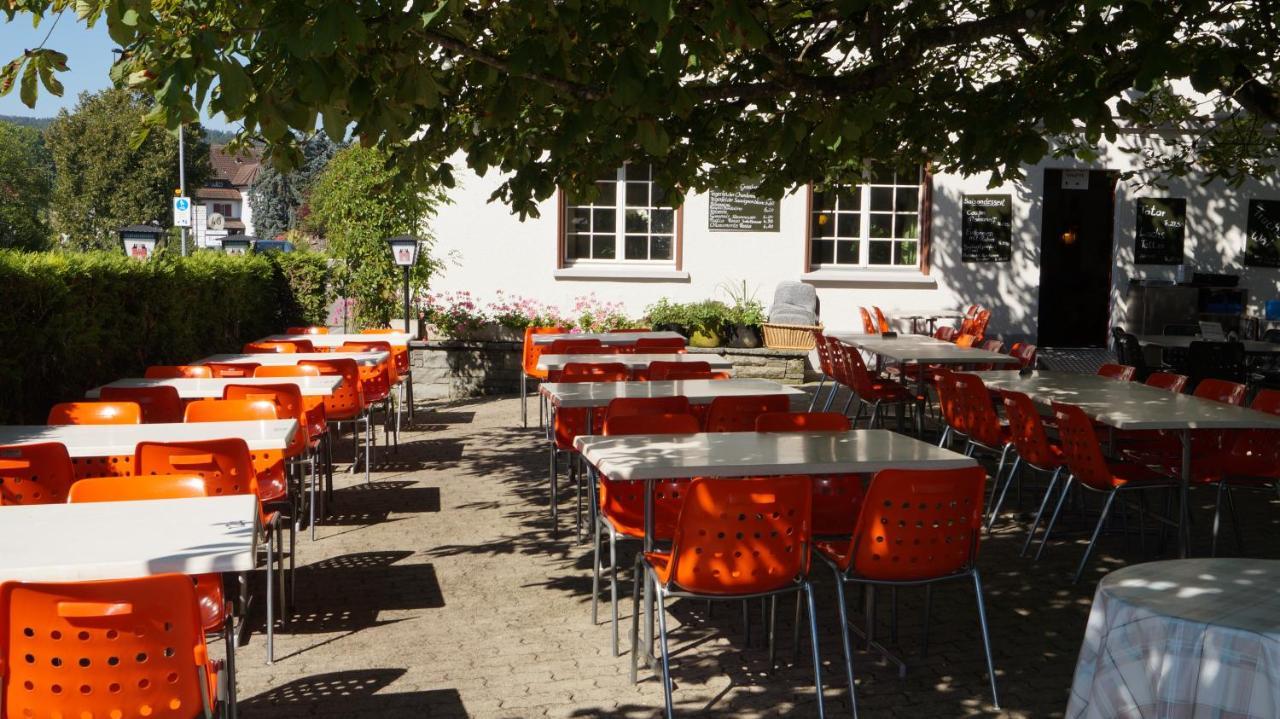 Hotel Restaurant Kreuz Kaiserstuhl 外观 照片